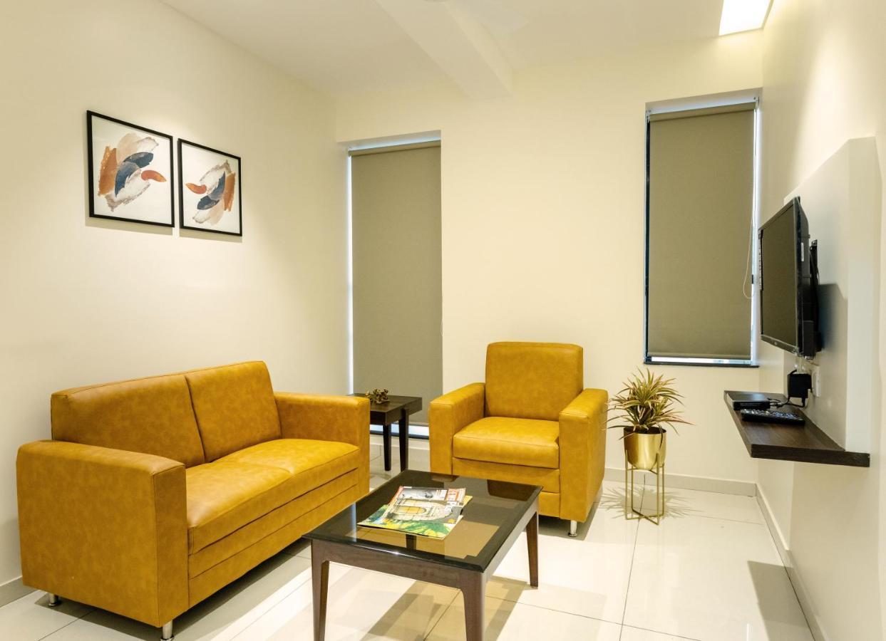 Hotel Paramount Suites & Service Apartments Mangalore Exterior photo